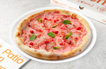 Пицца с уткой и малиной 26 см